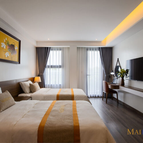 TWIN ROOM ( Golf View )