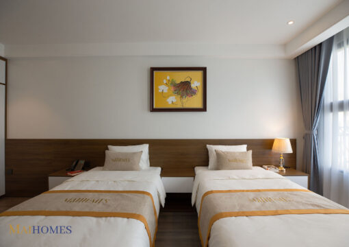 TWIN ROOM ( Golf View )