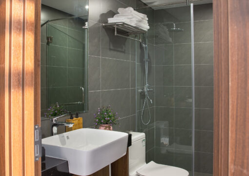 SUT50 ( Golf & Mountain View )