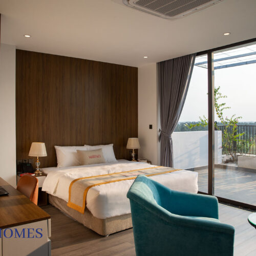 SUT50 ( Golf & Mountain View )