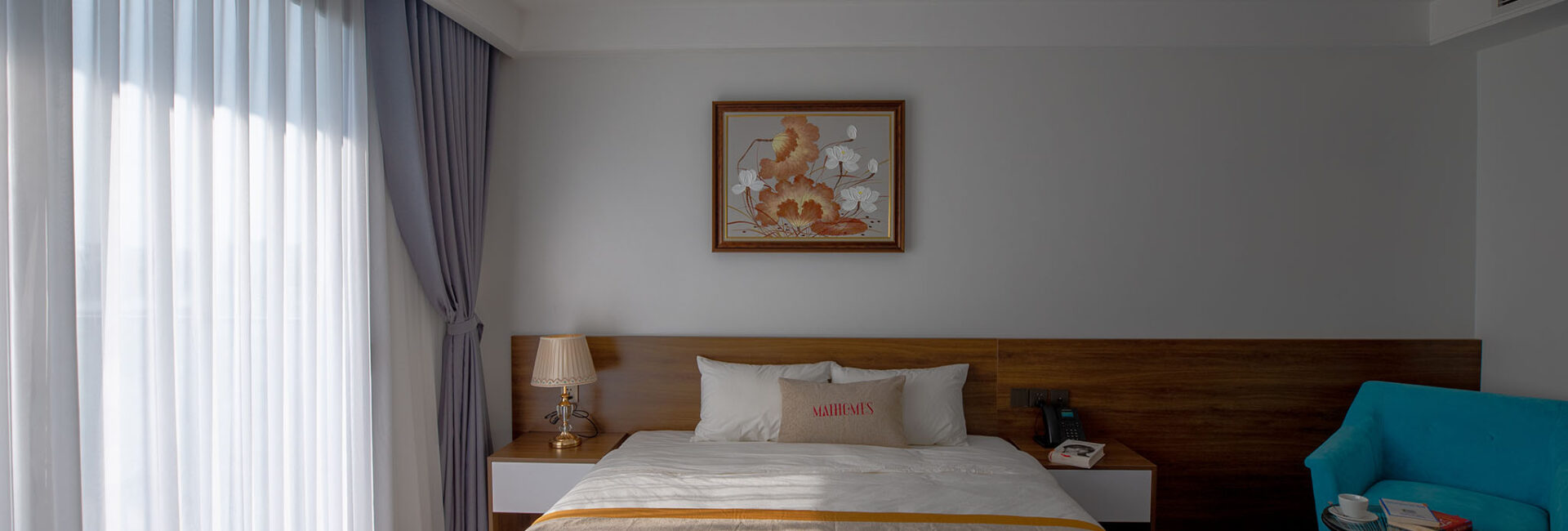 DOULBE ROOM ( Mountain View )