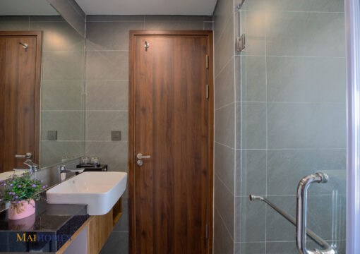 DOULBE ROOM ( Mountain View )